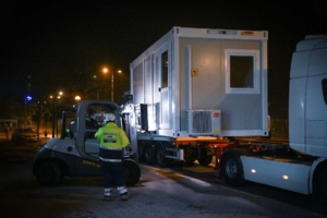 Ospedale Santa Croce di Cuneo - trasporto container